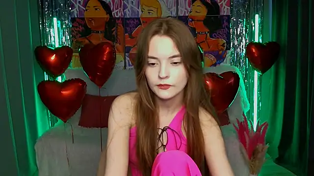 Snapshot of RayWillliams chatting on February 15, 12:43 pm RayWillliams online show from February 15, 12:43 pm