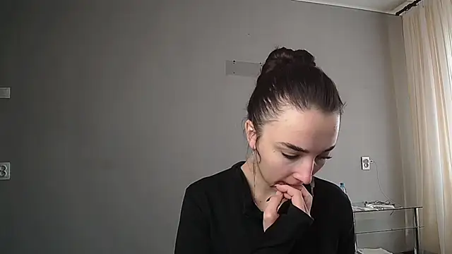 Eva Gloryy online show from March 18, 12:28 pm