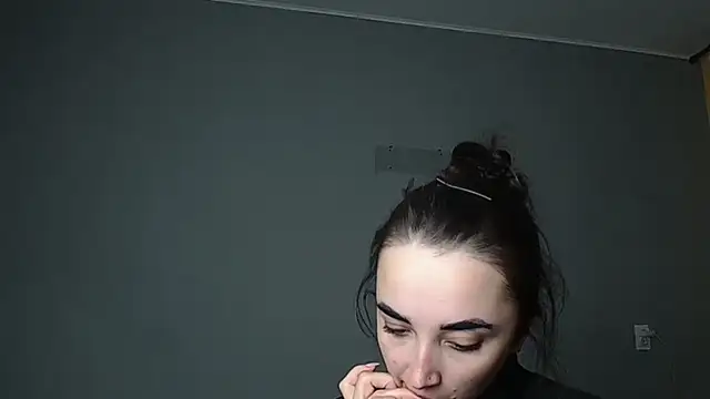 Eva Gloryy online show from March 23, 9:58 pm