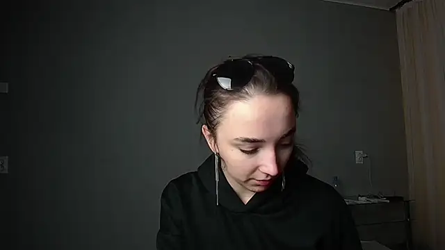 Eva Gloryy online show from March 18, 5:23 pm