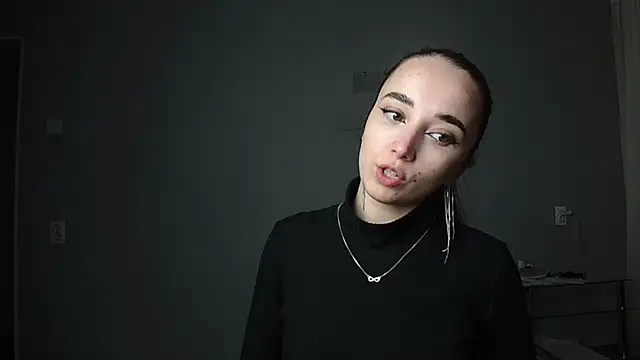 Eva Gloryy online show from March 12, 6:00 pm