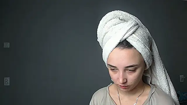 Eva Gloryy online show from October 10, 9:43 am