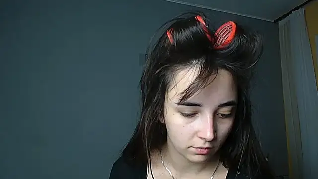 Eva Gloryy online show from November 15, 1:04 pm