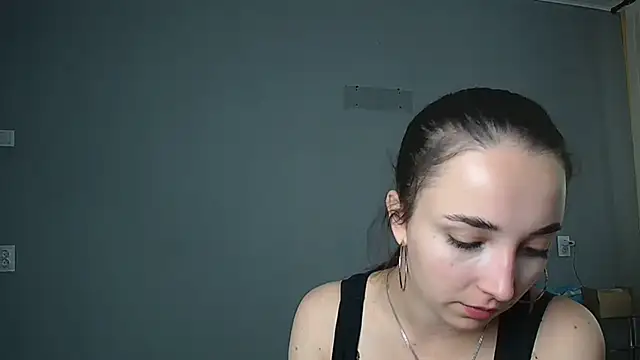 Eva Gloryy online show from September 13, 9:09 am