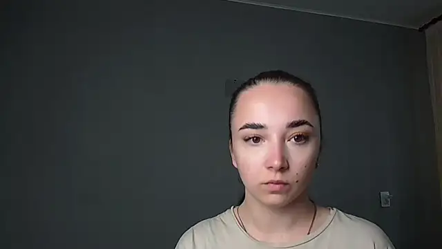Eva Gloryy online show from May 14, 6:32 am