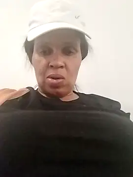 bubblendz1988 online show from November 4, 2:10 pm