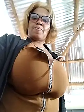 bubblendz1988 online show from December 14, 8:09 am