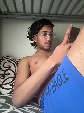 Snapshot of Abdullah07Maxxi chatting on January 23, 1:13 pm Abdullah07Maxxi online show from January 23, 1:13 pm