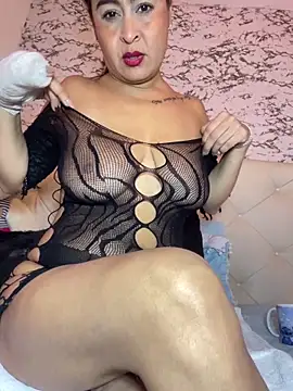 Lili  taylor online show from October 4, 12:34 am