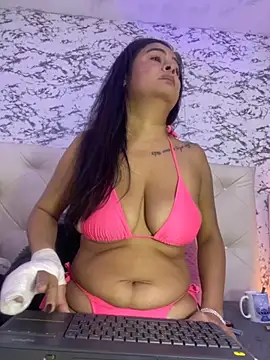 Lili  taylor online show from September 26, 4:41 am