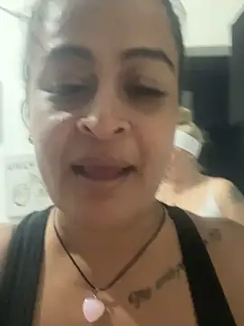 Lili  taylor online show from December 17, 11:21 pm