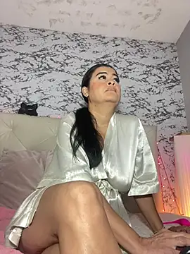 Lili  taylor online show from January 10, 1:56 am