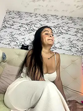 Lili  taylor online show from January 9, 12:06 am