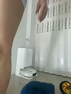 Snapshot of chanentino2 chatting on February 11, 7:27 pm chanentino2 online show from February 11, 7:27 pm