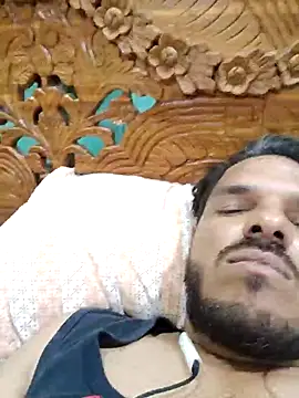 Snapshot of shaikhu chatting on October 28, 8:41 pm shaikhu online show from October 28, 8:41 pm