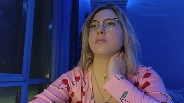 HotBrandyX online show from January 11, 1:29 pm