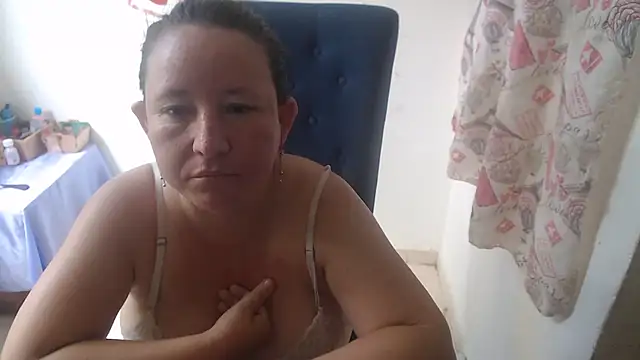 Yohis Kiut25 online show from June 9, 5:47 pm
