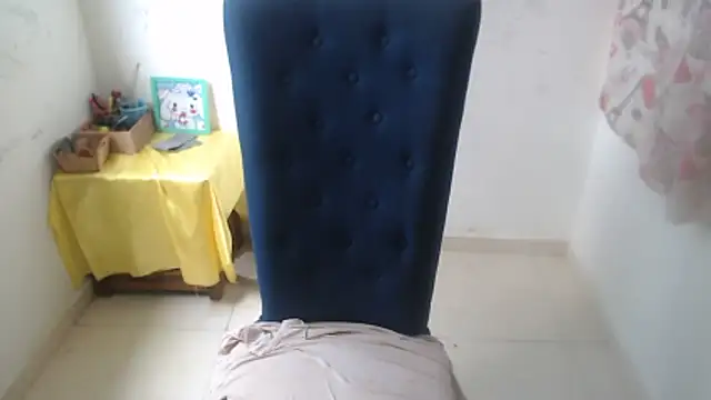 Snapshot of Yohis_Kiut25 chatting on April 30, 7:21 pm Yohis Kiut25 online show from April 30, 7:21 pm