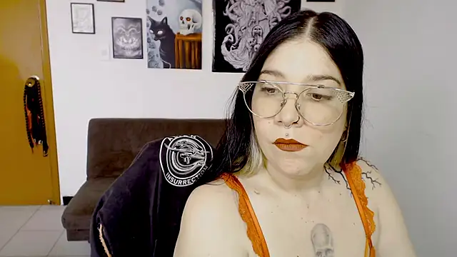 sharonnleon online show from February 7, 4:59 pm