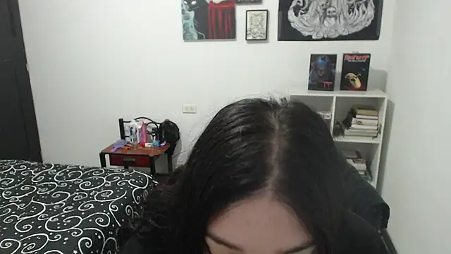 Snapshot of sharonnleon chatting on March 4, 11:22 pm sharonnleon online show from March 4, 11:22 pm