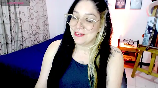 sharonnleon online show from November 28, 3:17 am