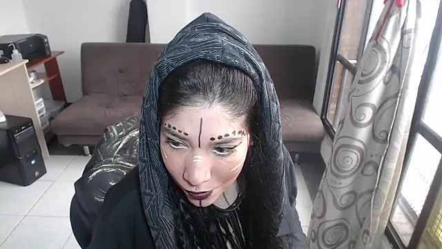 Snapshot of sharonnleon chatting on February 13, 2:09 pm sharonnleon online show from February 13, 2:09 pm