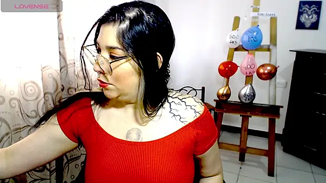 sharonnleon online show from January 13, 4:22 pm