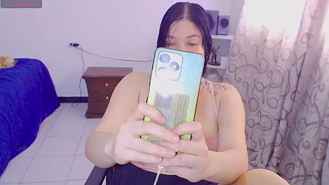 sharonnleon online show from March 25, 7:13 pm