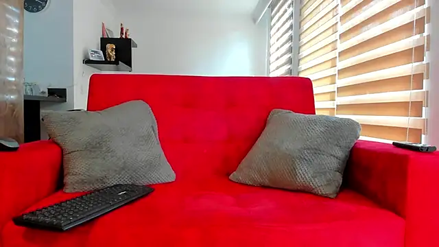 Snapshot of dereckgreen chatting on November 15, 2:21 pm dereckgreen online show from November 15, 2:21 pm