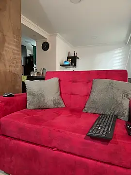 dereckgreen online show from December 18, 1:04 pm