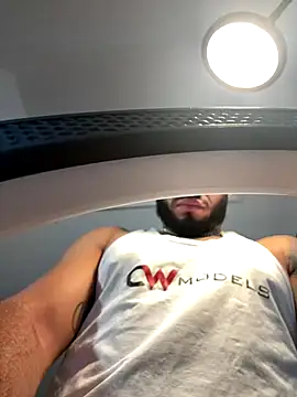 Snapshot of dereckgreen chatting on December 16, 12:42 pm dereckgreen online show from December 16, 12:42 pm