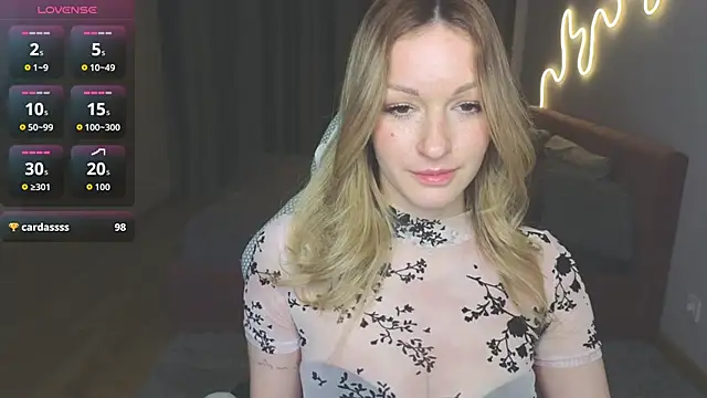 MargaretSweet1 online show from April 11, 12:07 am