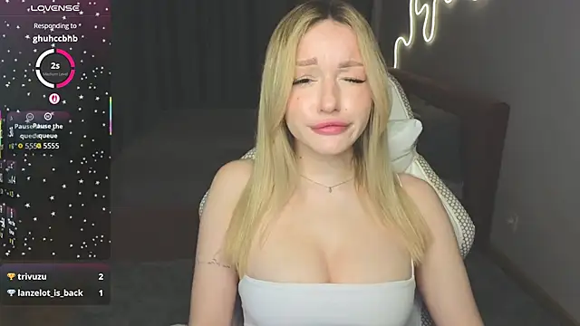 MargaretSweet1 online show from June 2, 12:32 am