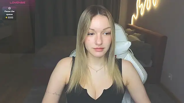 MargaretSweet1 online show from February 8, 3:26 am