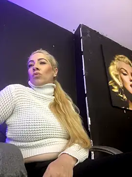 viktoria davis  online show from October 10, 10:54 pm