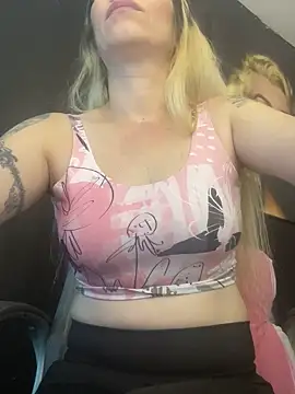 viktoria davis  online show from September 13, 12:43 am