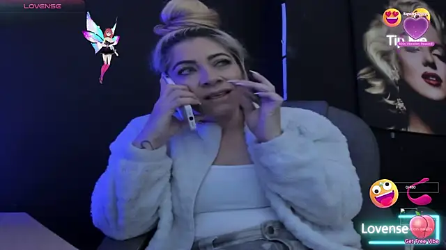 viktoria davis  online show from November 24, 11:05 pm