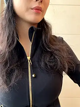 ha888we online show from April 8, 2:29 pm