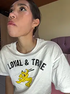 zoe storm online show from May 6, 6:34 pm