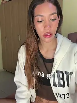 zoe storm online show from March 7, 12:06 am