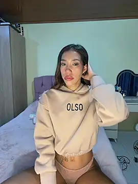 zoe storm online show from February 17, 1:47 am