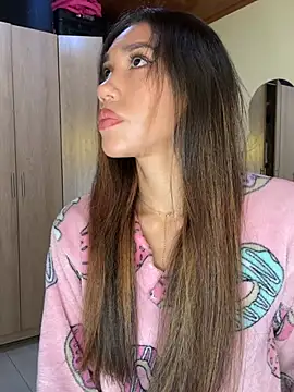 zoe storm online show from April 17, 11:40 pm