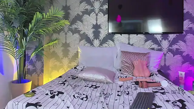 Snapshot of Pocahontas_BGB chatting on February 28, 1:58 am Pocahontas BGB online show from February 28, 1:58 am