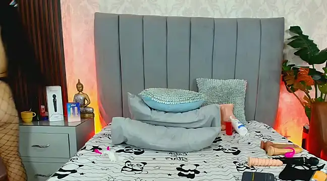 Snapshot of Pocahontas_BGB chatting on March 15, 2:46 am Pocahontas BGB online show from March 15, 2:46 am