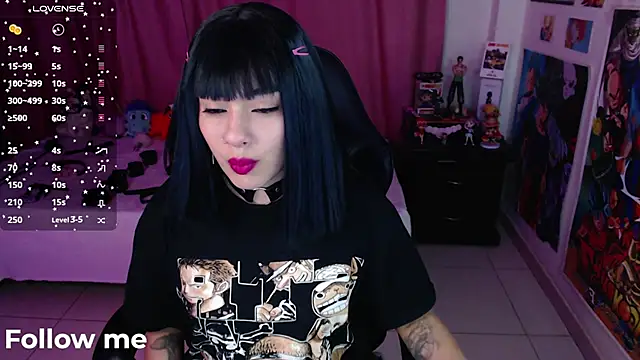 lily3 4 online show from March 5, 7:27 am