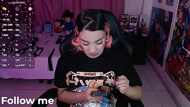 lily3 4 online show from November 8, 7:23 am