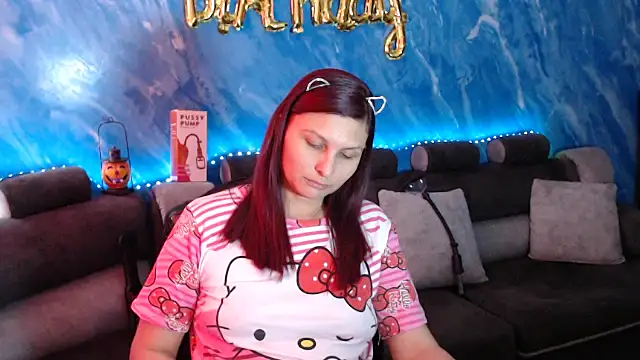 sachaclinford online show from October 21, 5:12 pm