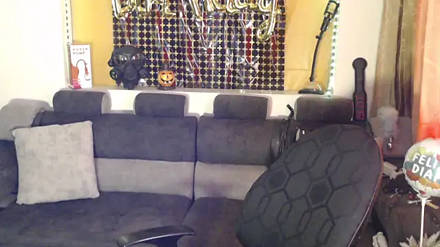 sachaclinford online show from October 17, 4:53 pm