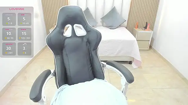 Zulema hamdi online show from February 24, 10:27 am