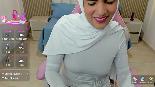 Snapshot of Zulema_hamdi chatting on March 22, 2:27 am Zulema hamdi online show from March 22, 2:27 am